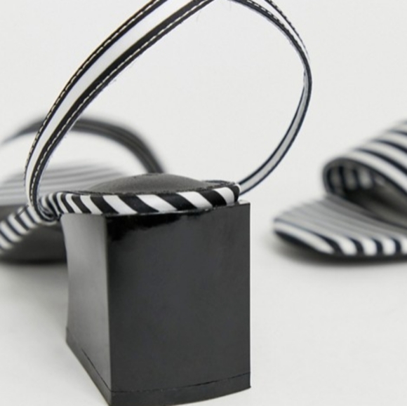 Sandals With Straps Low Block Heeled Square Toe - Picture 3 of 11